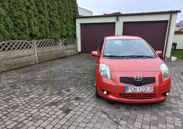 Toyota Yaris cena 16900 przebieg: 210442, rok produkcji 2006 z Witkowo małe 172